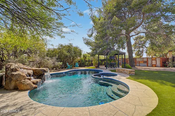 $929,900 | 17629 North 16th Street, Phoenix, AZ 85022