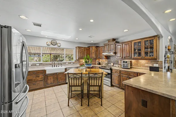 $929,900 | 17629 North 16th Street, Phoenix, AZ 85022