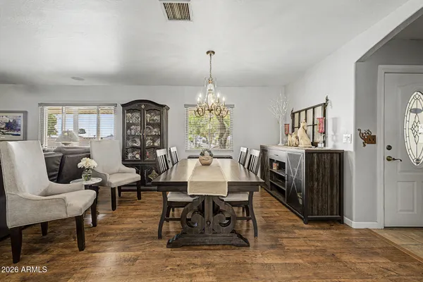 $929,900 | 17629 North 16th Street, Phoenix, AZ 85022