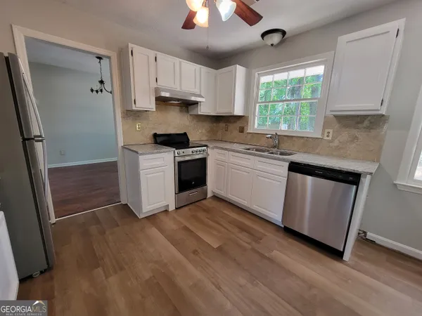 $1,850 | 679 Wellington Way, Jonesboro, GA 30238