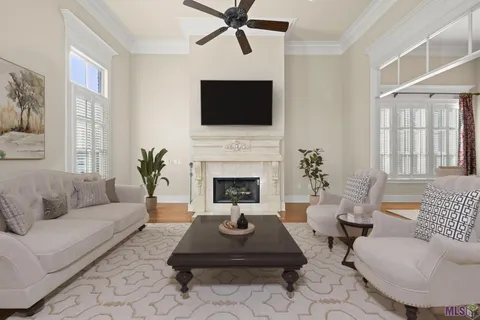 $585,000 | 13652 Kings Ct Avenue, Baton Rouge, LA 70810