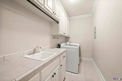 $585,000 | 13652 Kings Ct Avenue, Baton Rouge, LA 70810