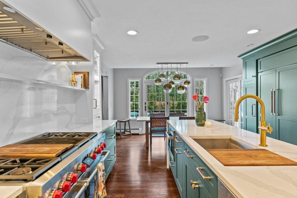 4 Deep Meadow Road Barrington, RI 02806 - Photo 11 of 47 Gallery Image 11