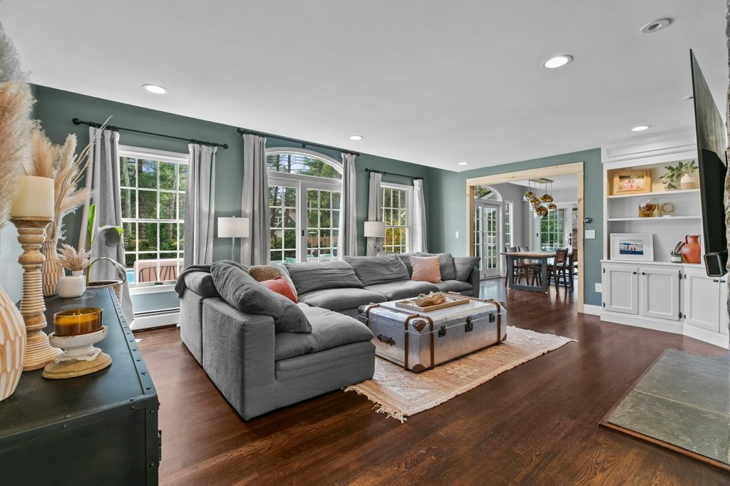 4 Deep Meadow Road Barrington, RI 02806 - Photo 14 of 47 Gallery Image 14