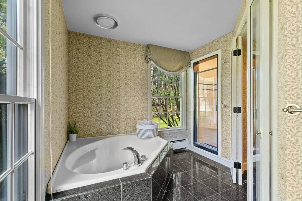 4 Deep Meadow Road Barrington, RI 02806 - Photo 18 of 47 Gallery Image 18