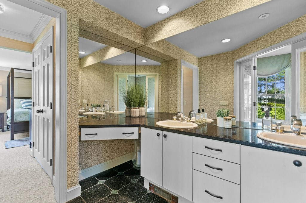 4 Deep Meadow Road Barrington, RI 02806 - Photo 19 of 47 Gallery Image 19