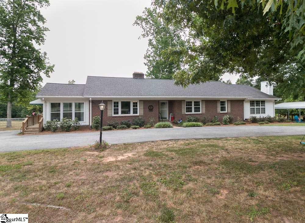 1551 A B Jacks Road Clinton, SC 29325 - Photo 2 of 31 Gallery Image 2
