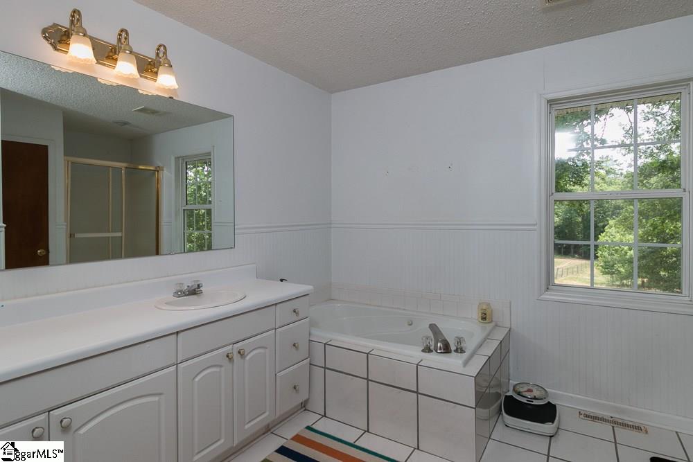 1551 A B Jacks Road Clinton, SC 29325 - Photo 19 of 31 Gallery Image 19