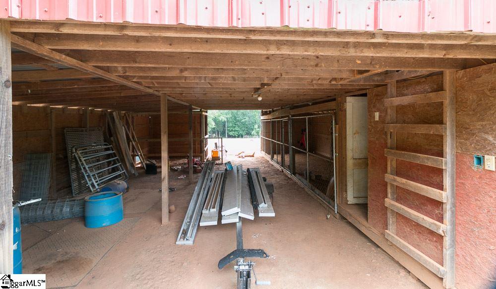 1551 A B Jacks Road Clinton, SC 29325 - Photo 7 of 31 Gallery Image 7