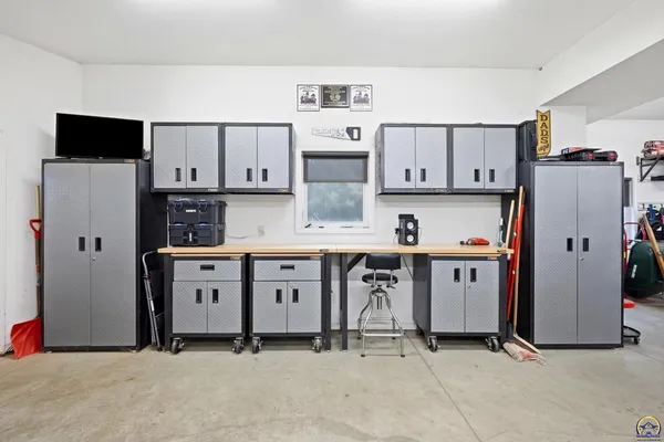 $689,900 | 6016 Olympia Street, Topeka, KS 66617