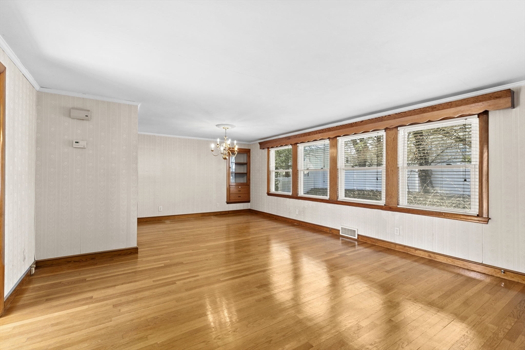 12 Girard Road Stoneham, MA 02180 - Photo 8 of 25 Gallery Image 8