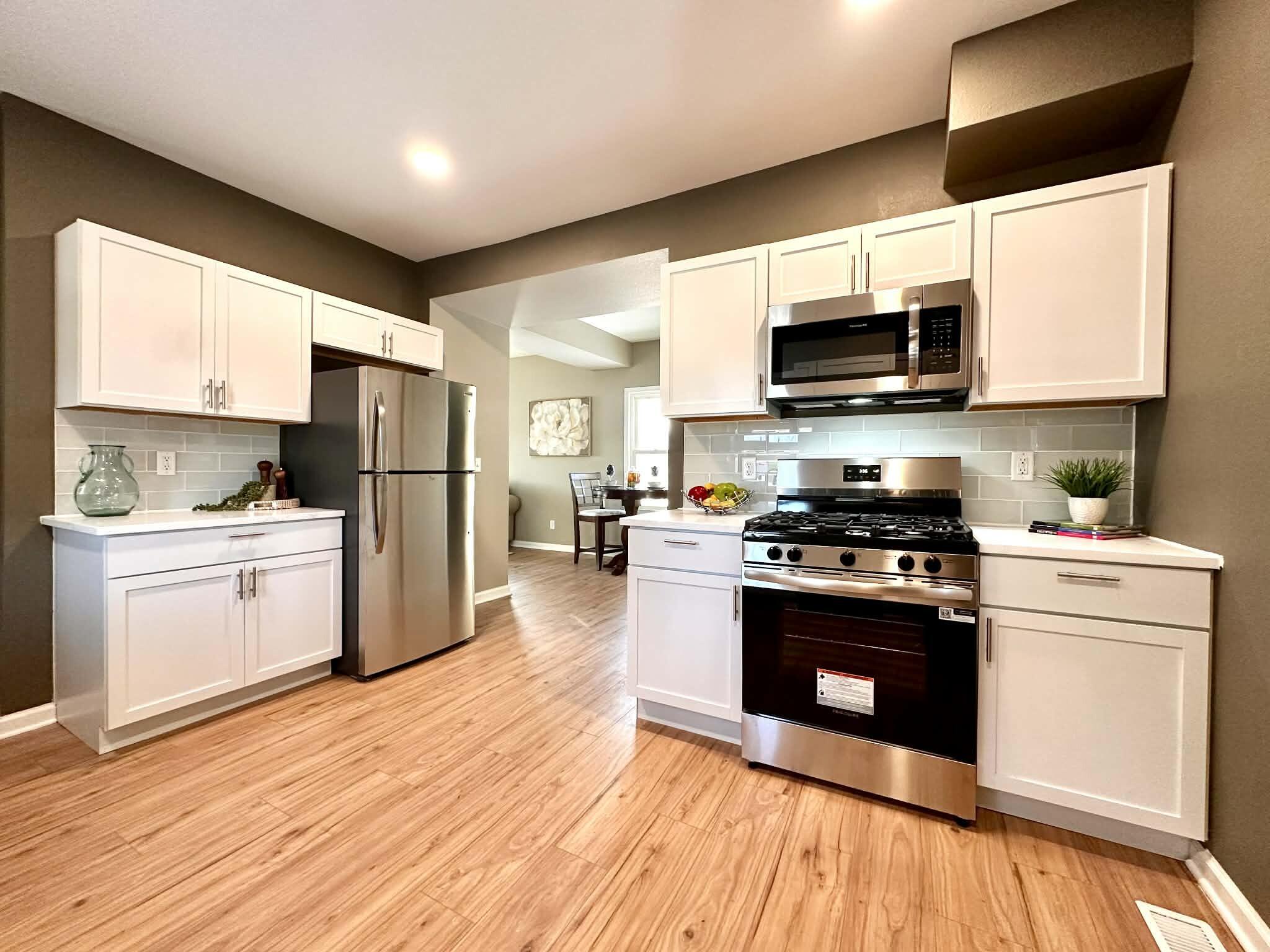 2702 Springbrook Road Pleasant Prairie, WI 53143 - Photo 5 of 13 Kitchen, angle 1