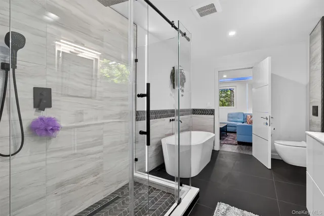 $1,799,000 | 41 Sand Hill Lane, Florida, NY 10921