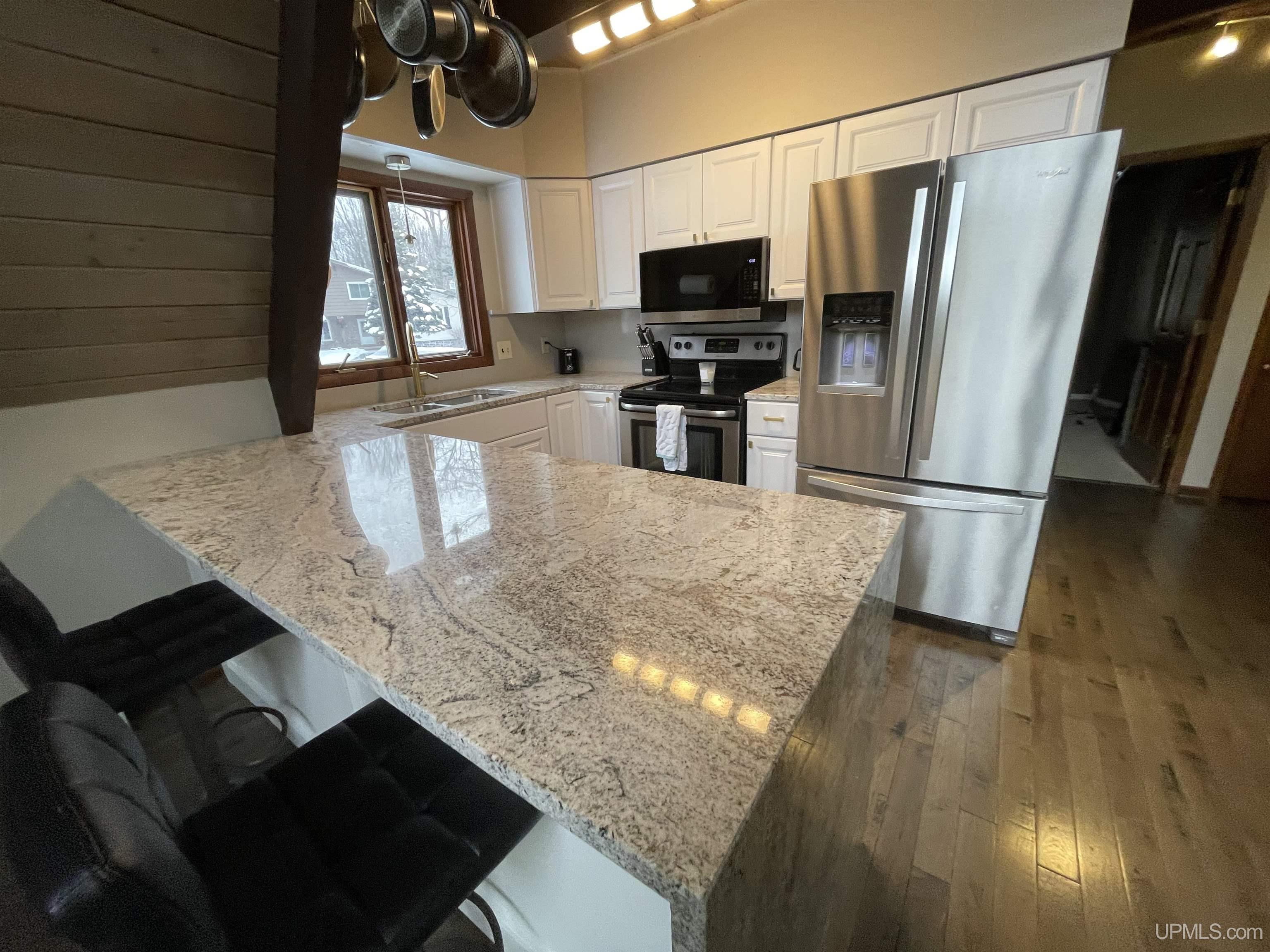 804 Lasalle Road Marquette, MI 49855 - Photo 19 of 61