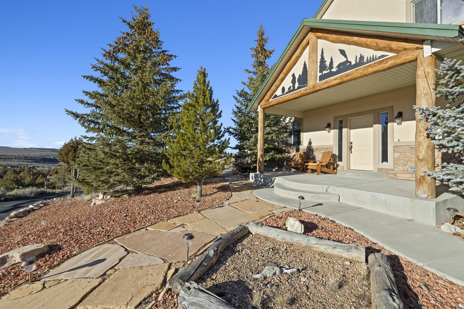 1780 Eagle Ridge Circle Hatch, UT 84735 - Photo 4 of 86 PJHR4743