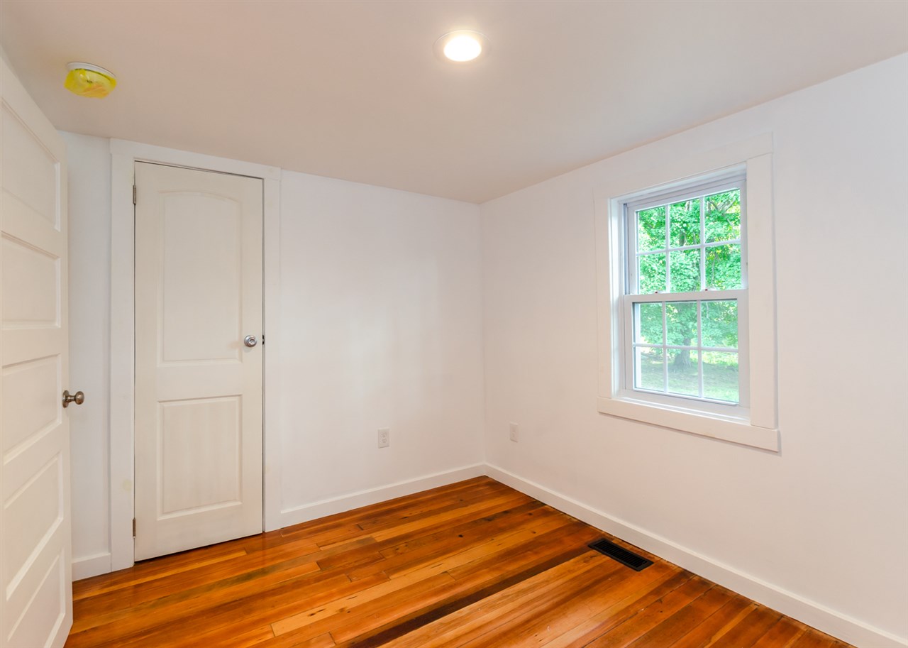 9 North Pembroke Road Epsom, NH 03234 - Photo 11 of 36 Gallery Image 11