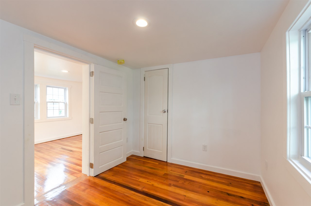 9 North Pembroke Road Epsom, NH 03234 - Photo 12 of 36 Gallery Image 12