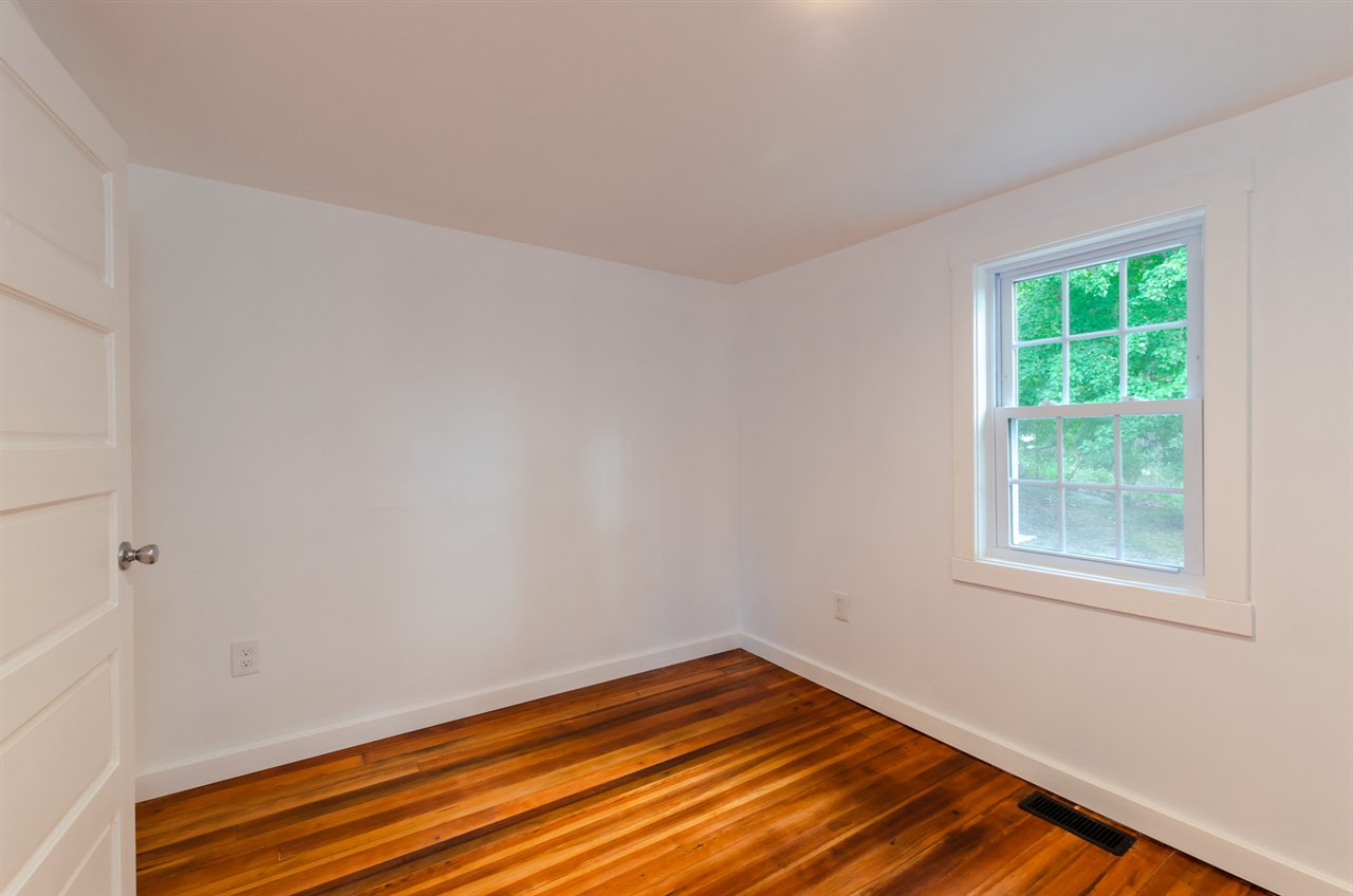 9 North Pembroke Road Epsom, NH 03234 - Photo 15 of 36 Gallery Image 15