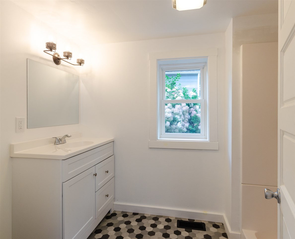 9 North Pembroke Road Epsom, NH 03234 - Photo 17 of 36 Gallery Image 17