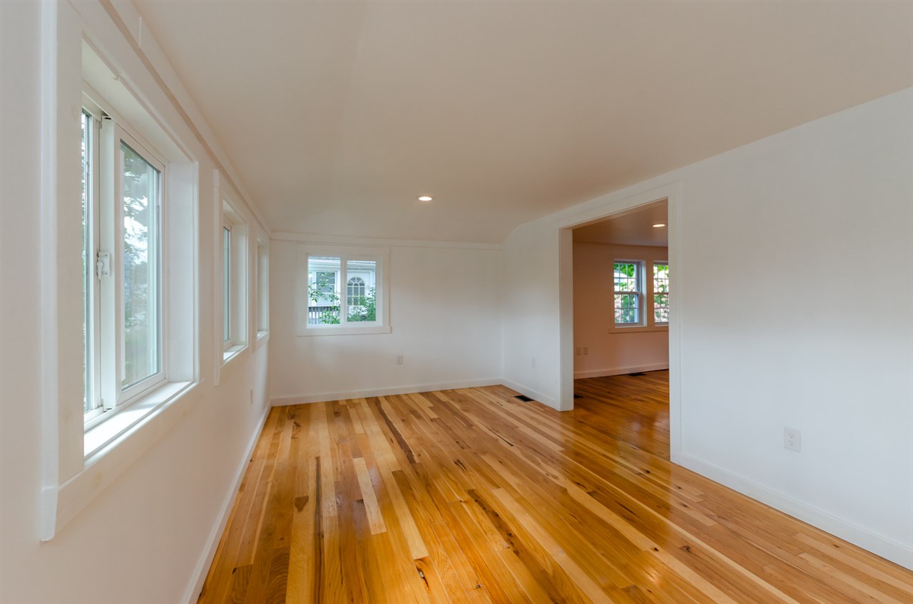 9 North Pembroke Road Epsom, NH 03234 - Photo 3 of 36 Gallery Image 3