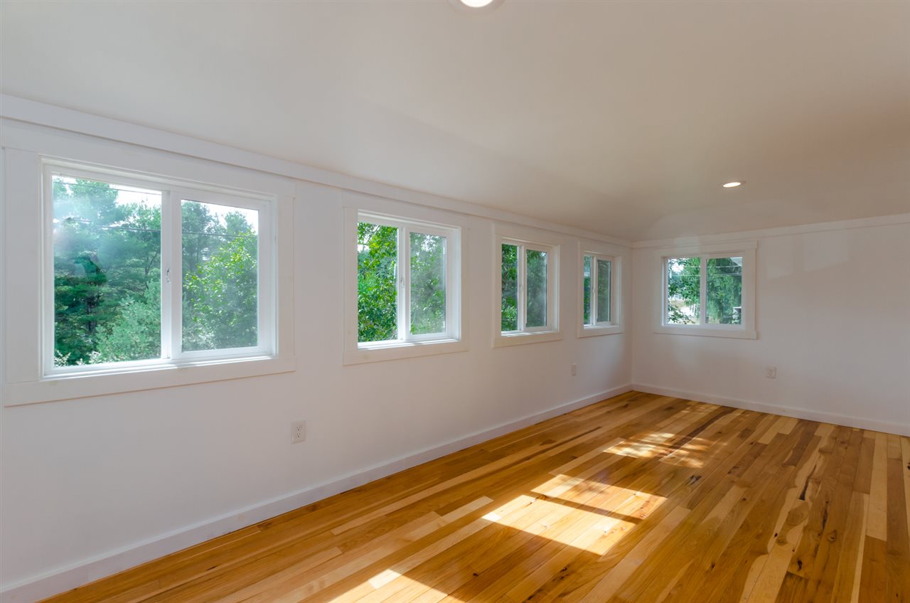 9 North Pembroke Road Epsom, NH 03234 - Photo 4 of 36 Gallery Image 4