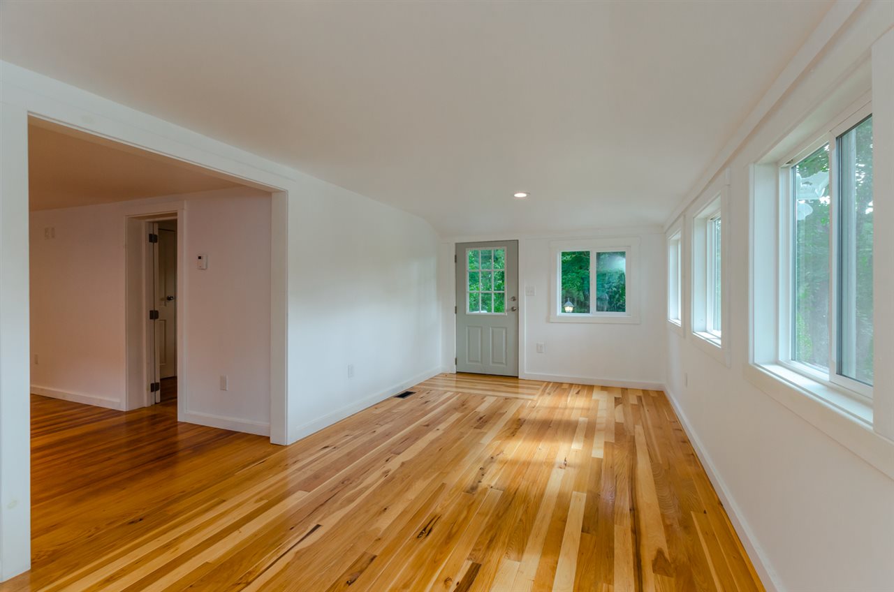 9 North Pembroke Road Epsom, NH 03234 - Photo 6 of 36 Gallery Image 6