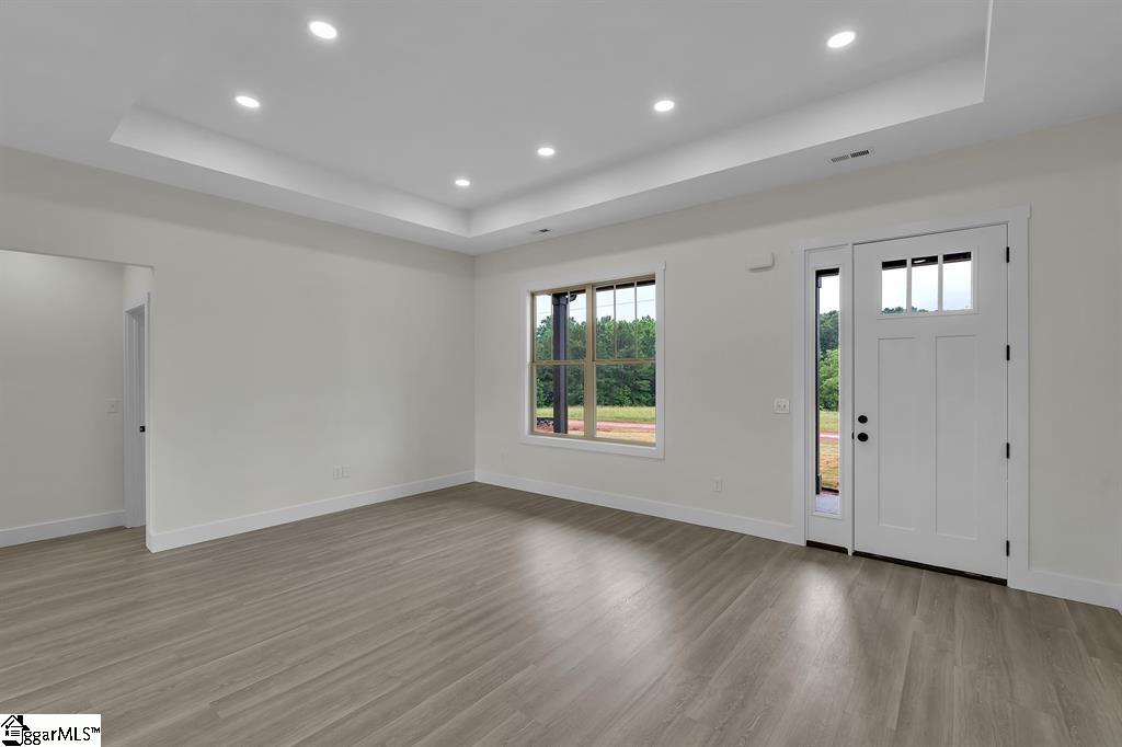 537 Bill Lattimore Road Chesnee, SC 29323 - Photo 2 of 15