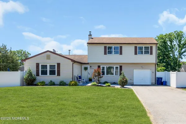 $750,000 | 1332 Broadway Boulevard, Toms River, NJ 08757