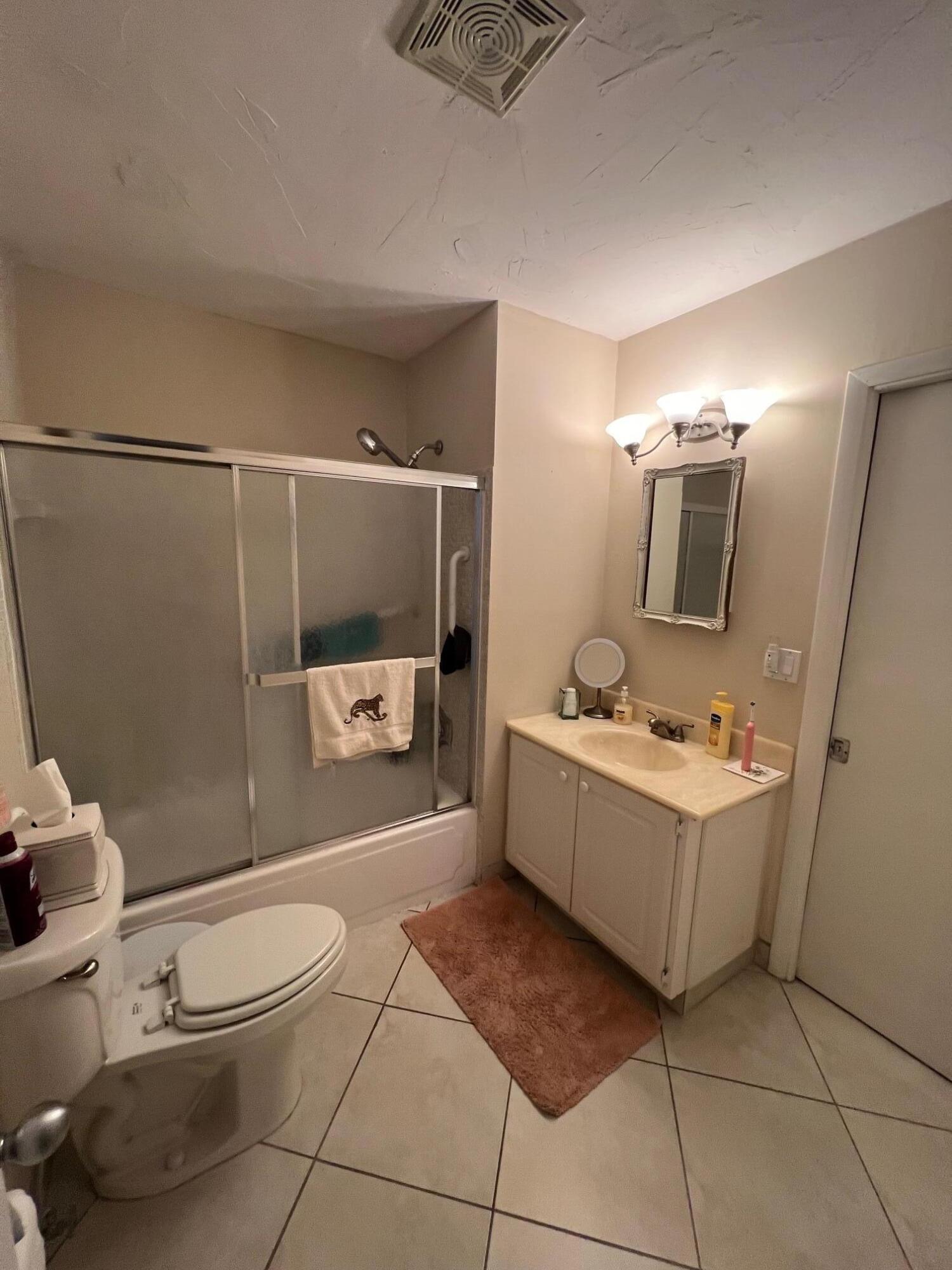 8584 Bella Vista Drive Boca Raton, FL 33433 - Photo 10 of 14 IMG_4945