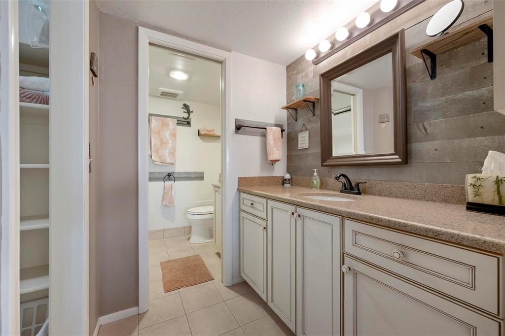 8767 Midnight Pass Road, Unit 505F Sarasota, FL 34242 - Photo 20 of 49