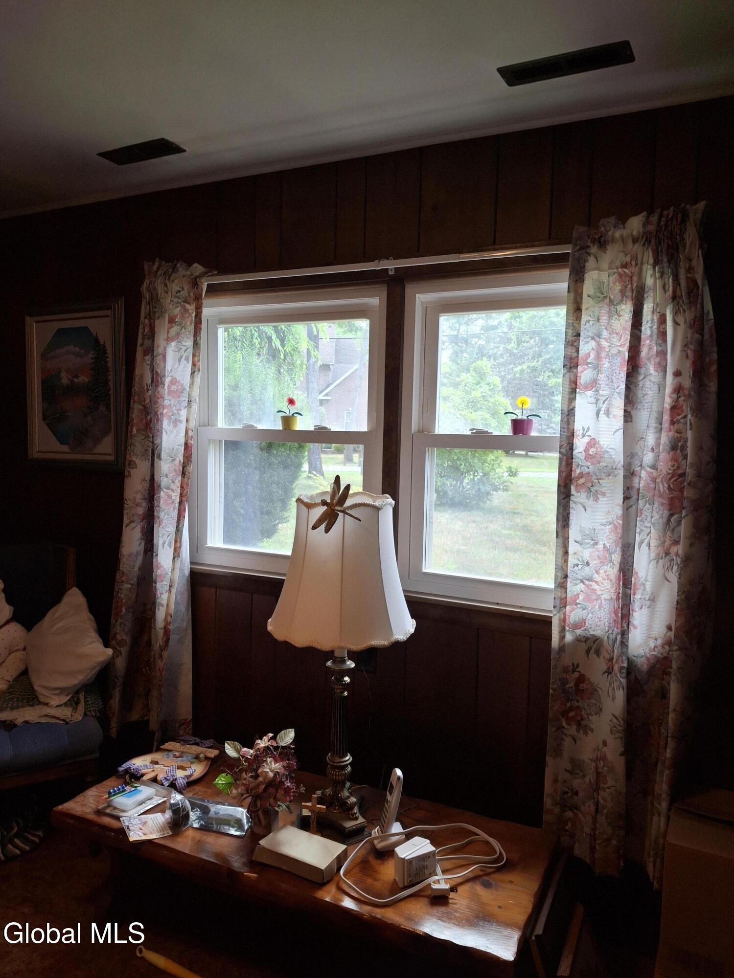 3087 Lone Pine Road Schenectady, NY 12303 - Photo 40 of 54 Family room