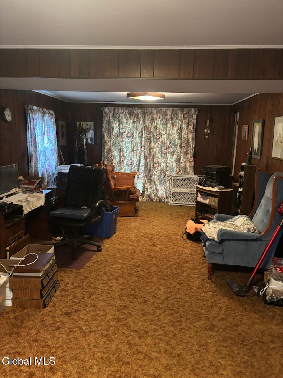 3087 Lone Pine Road Schenectady, NY 12303 - Photo 42 of 54 Family room