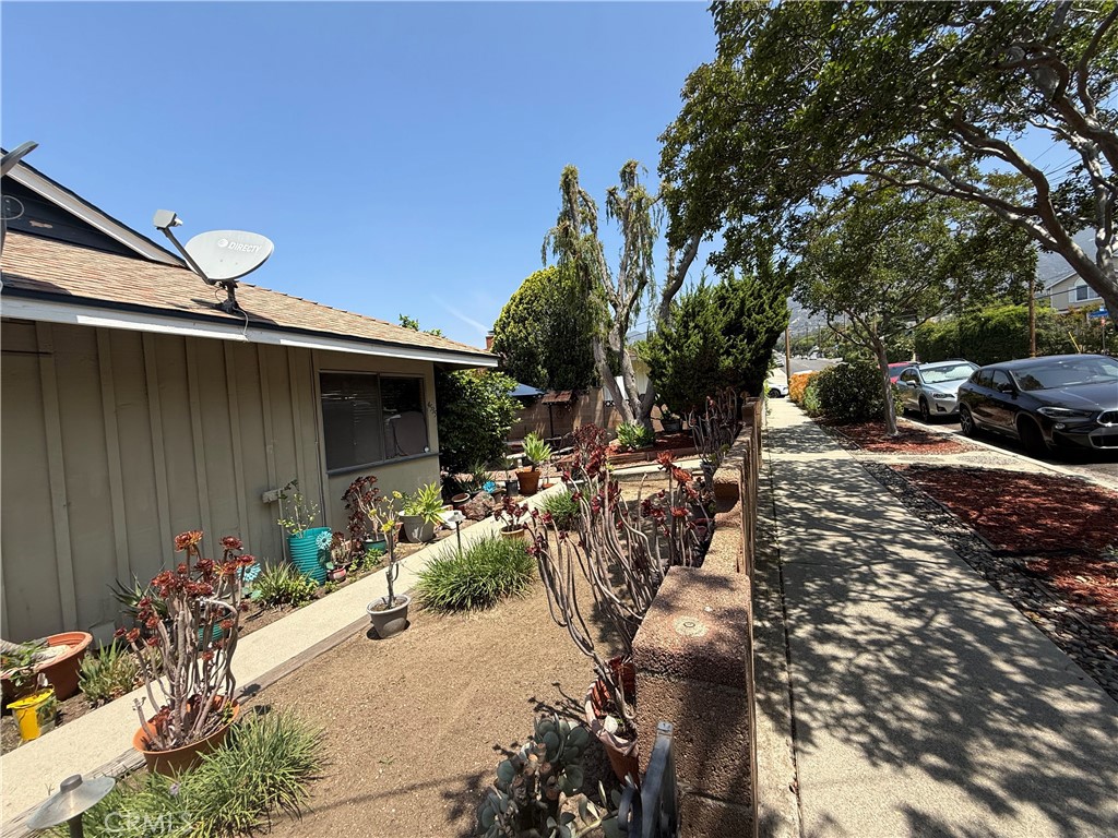4535 Ramsdell Avenue La Crescenta, CA 91214 - Photo 2 of 28 a view of outdoor space yard and patio