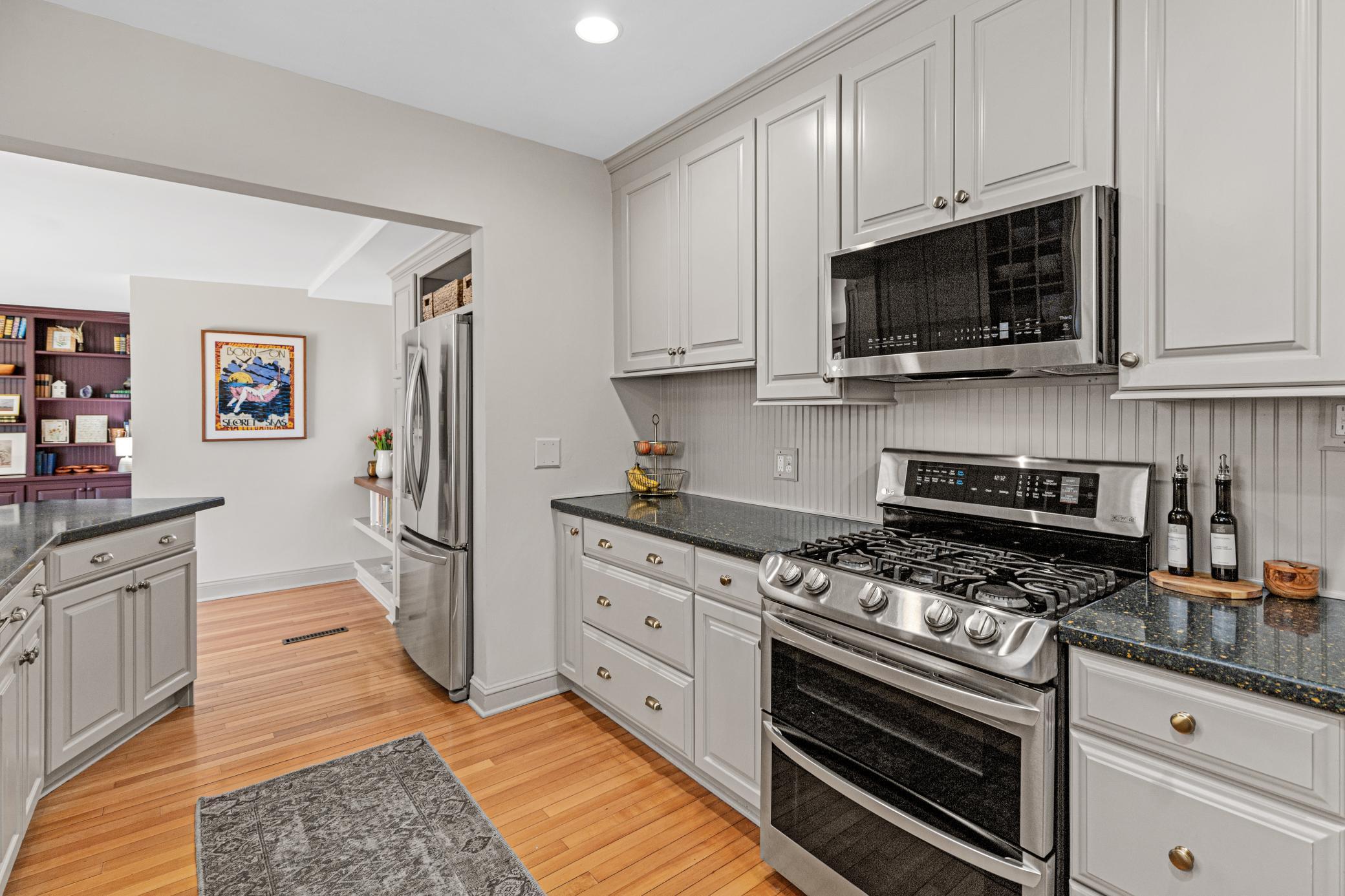 809 Ridge Street St. Paul, MN 55116 - Photo 13 of 45