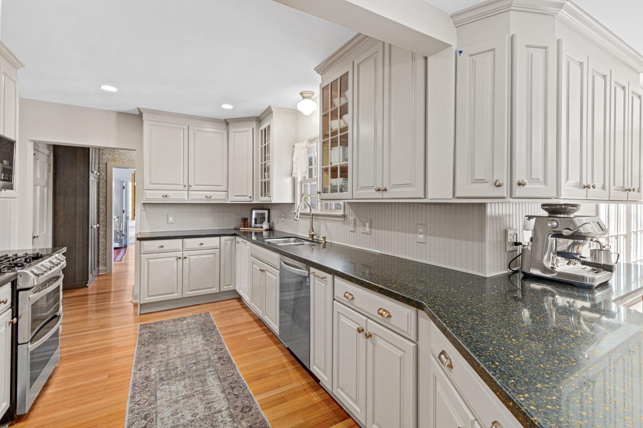 809 Ridge Street St. Paul, MN 55116 - Photo 14 of 45