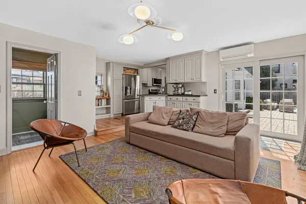 $850,000 | 809 Ridge Street, St. Paul, MN 55116