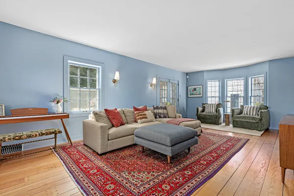 $850,000 | 809 Ridge Street, St. Paul, MN 55116