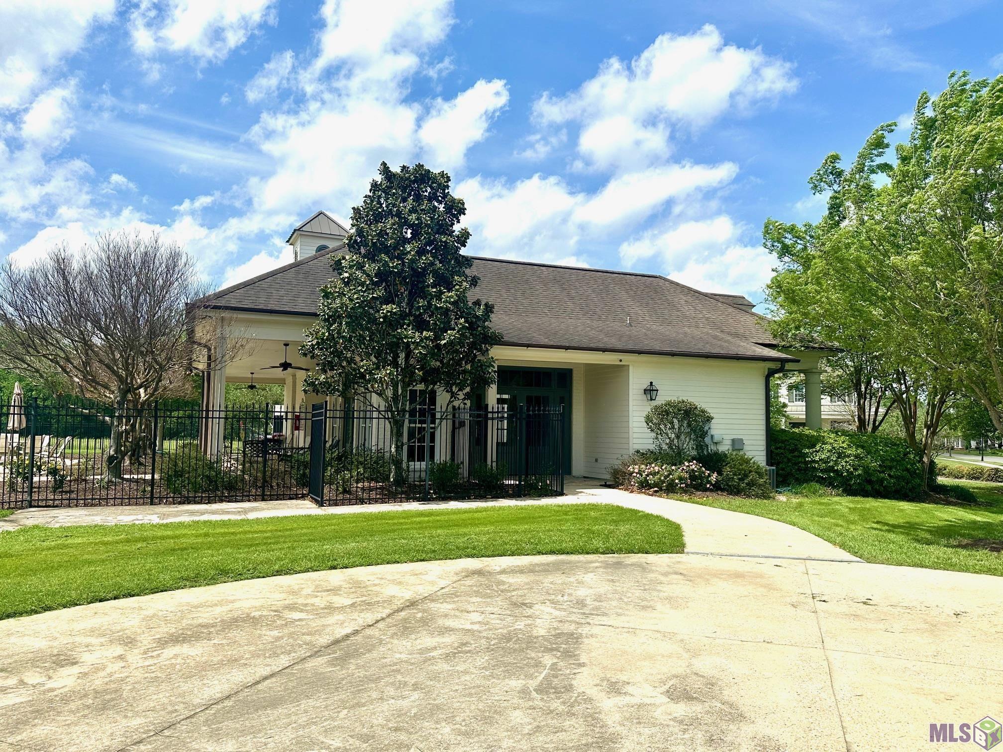 15529 Linden View Road Baton Rouge, LA 70817 - Photo 34 of 36