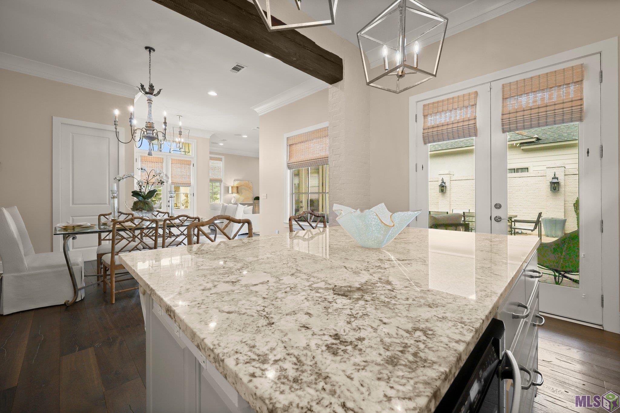 15529 Linden View Road Baton Rouge, LA 70817 - Photo 8 of 36