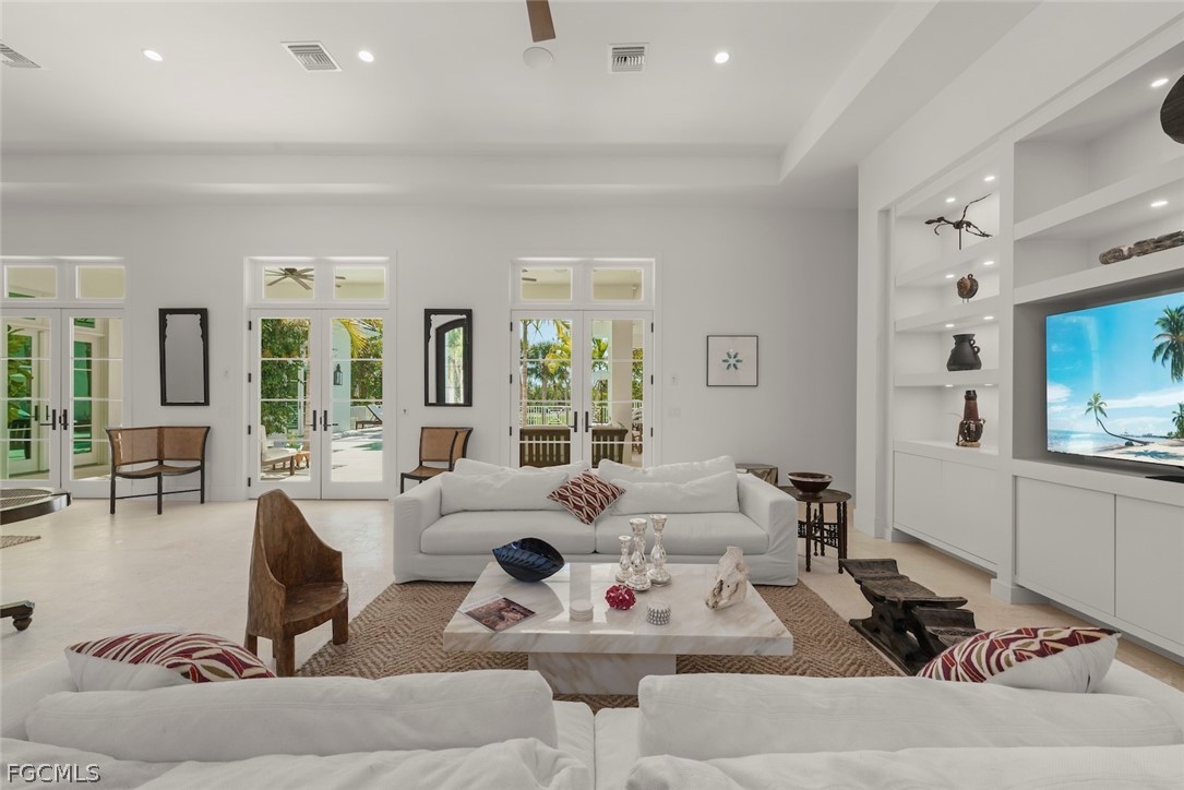 2297 Wulfert Road Sanibel, FL 33957 - Photo 9 of 50 Gallery Image 9