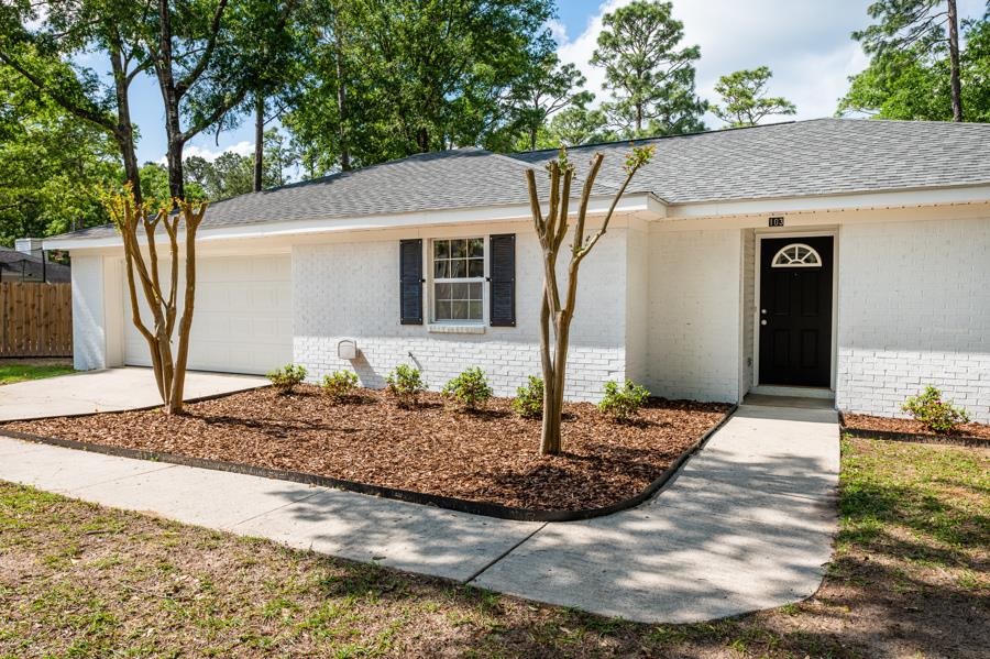 103 Meadow Wood Loop Daphne, AL 36526 - Photo 2 of 17