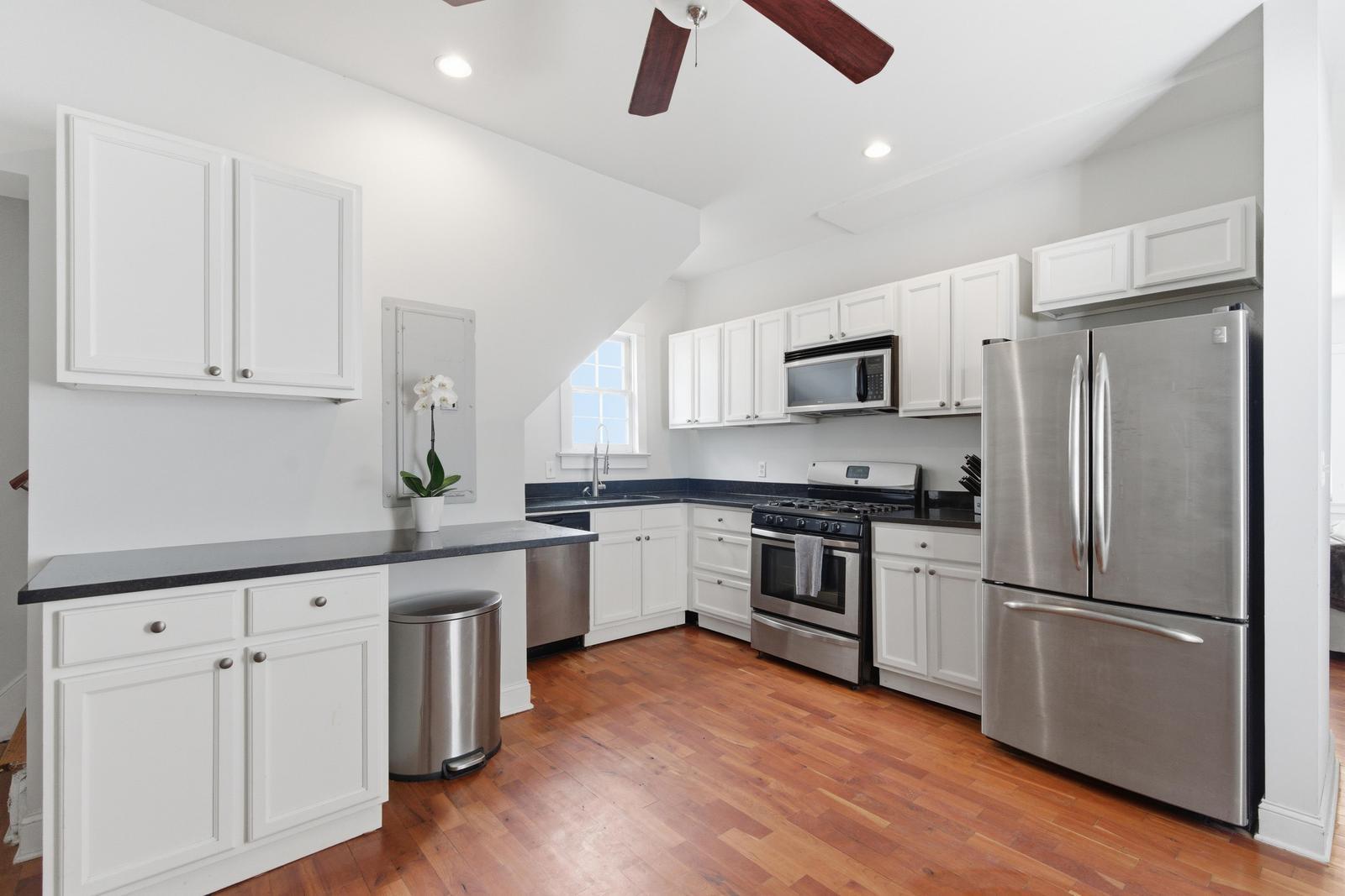 7 Lapp's Court Charleston, SC 29403 - Photo 3 of 23 8