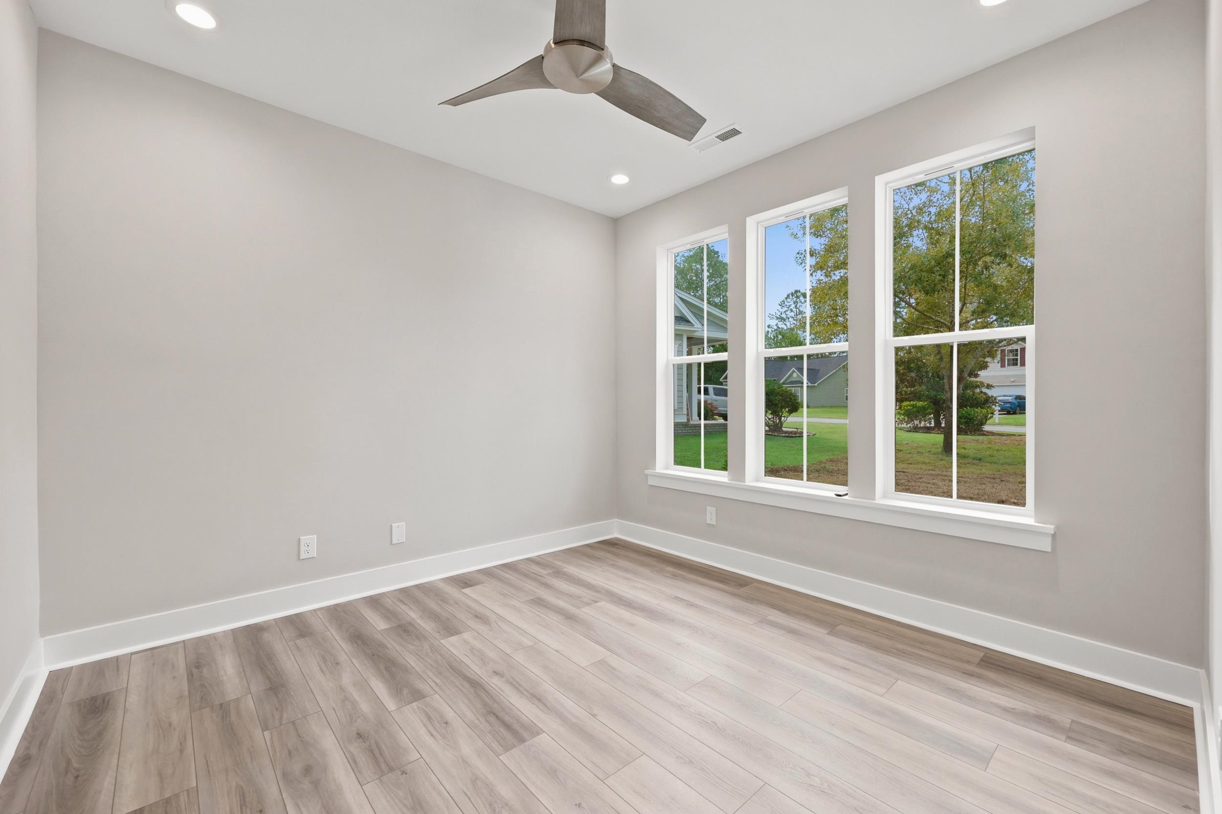 2012 Spring Valley Court Loris, SC 29569 - Photo 21 of 41