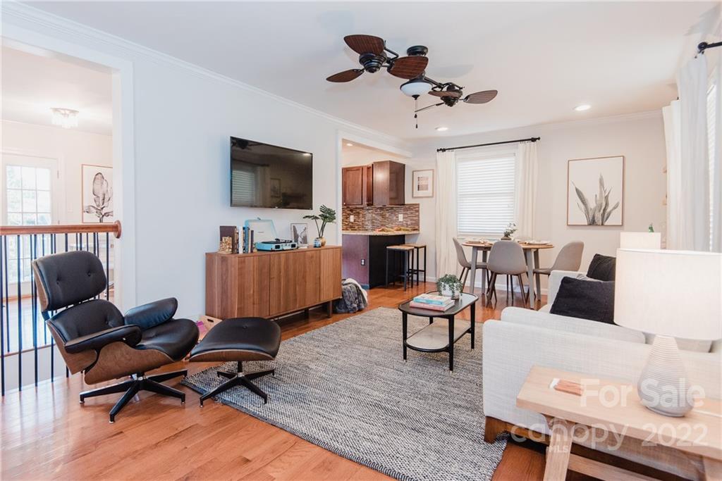 4918 Valley Stream Road Charlotte, NC 28209 - Photo 2 of 15 Gallery Image 2
