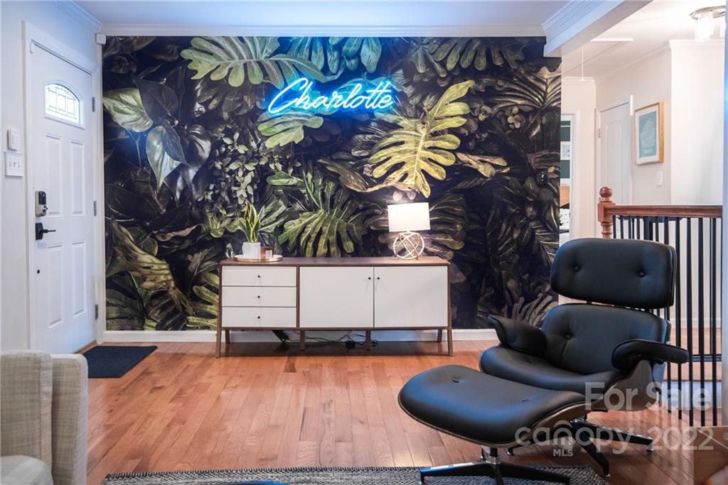 4918 Valley Stream Road Charlotte, NC 28209 - Photo 3 of 15 Gallery Image 3