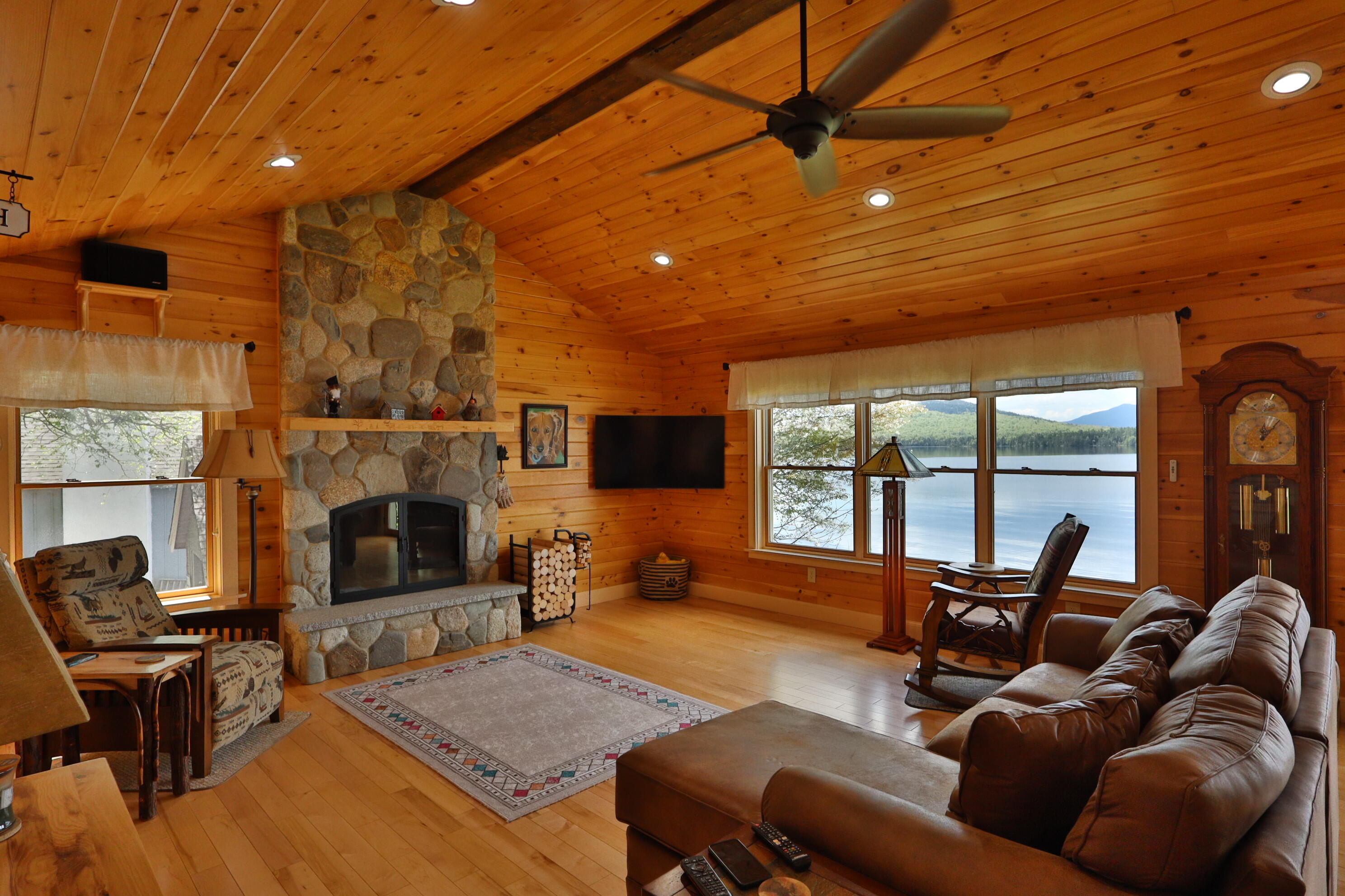 500 Black Point Road Beaver Cove, ME 04441 - Photo 7 of 40 A92524BF-B619-4928-8079-D6871EE23E37