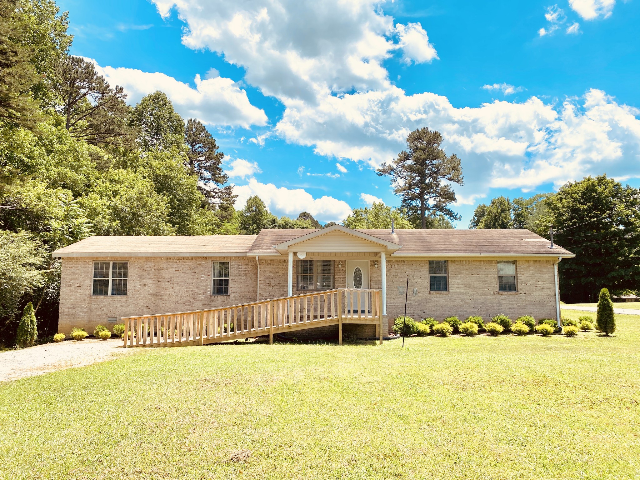 1001 King Ridge Road Dowelltown, TN 37059 - Photo 1 of 42 Gallery Image 1