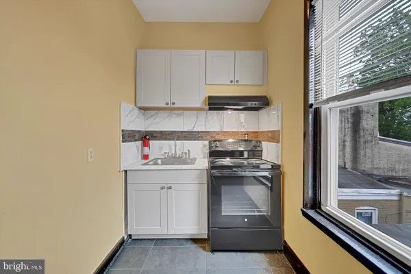 $395,000 | 226 South 5th Street, Reading, PA 19602