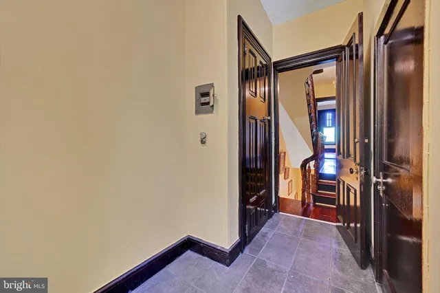 $395,000 | 226 South 5th Street, Reading, PA 19602