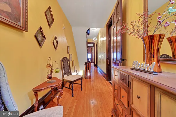 $395,000 | 226 South 5th Street, Reading, PA 19602